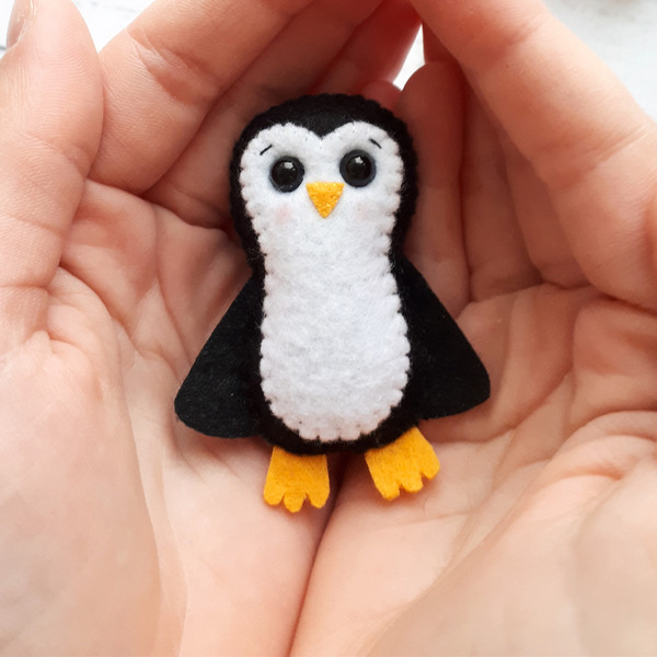 Penguin-plush-pocket-hug-gift-for-wife