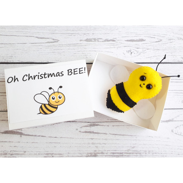 Bee-plush-hug-in-a-box