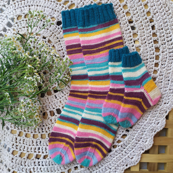 Set-of-handmade-knitted-socks-1