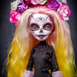 OOAK Monster High Día de los Muertos doll by Yumi Camui