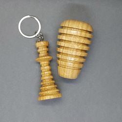 Set of oak wood shift knob and a chess queen key chain. Automatic/manual. Great gift idea