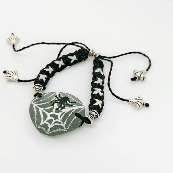 halloween_sea_glass_bracelet_spider_bracelet_1