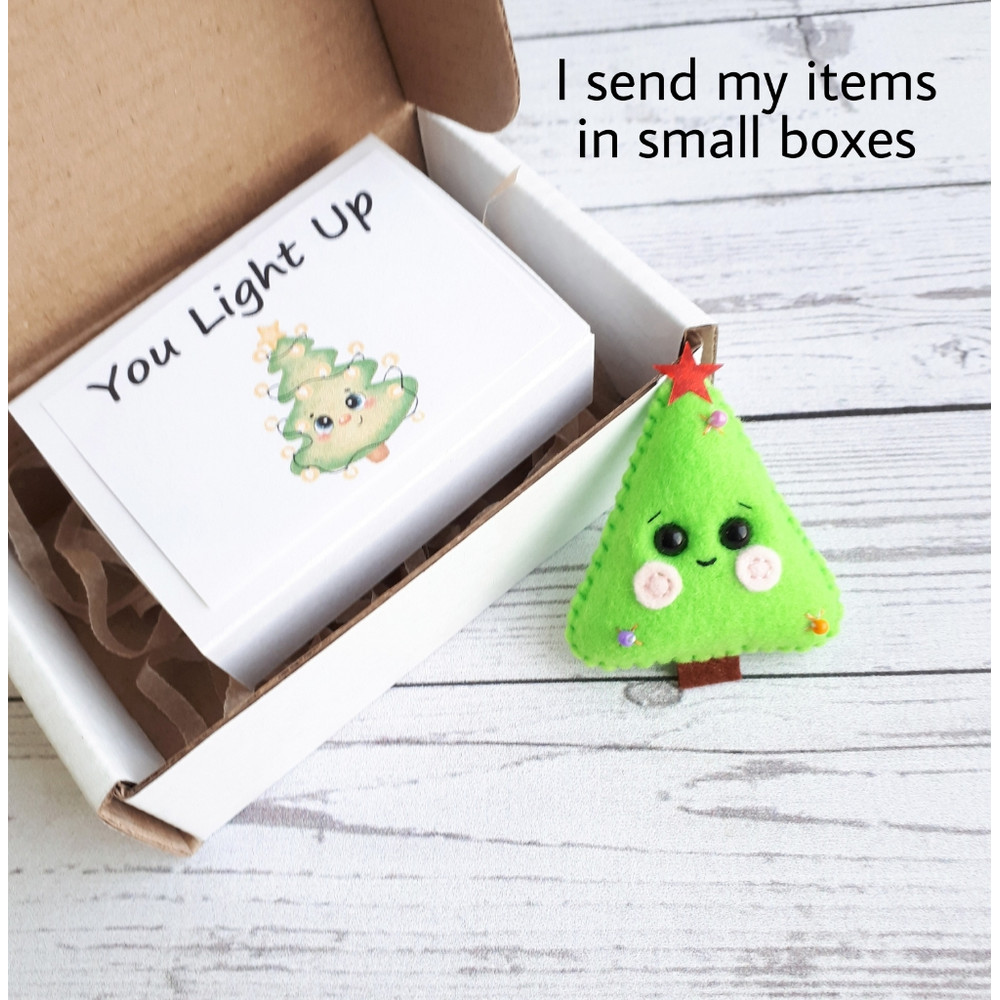 Mini-Christmas-tree-funny-gift