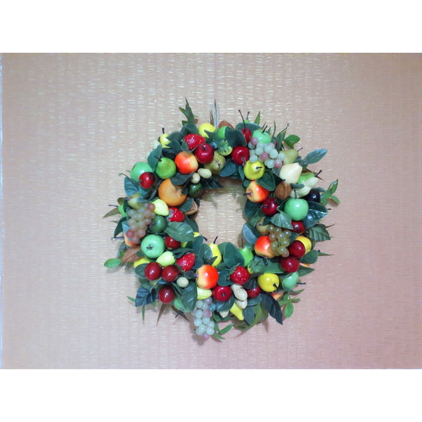 Artificial-Fruit-door-wreath-3.jpg