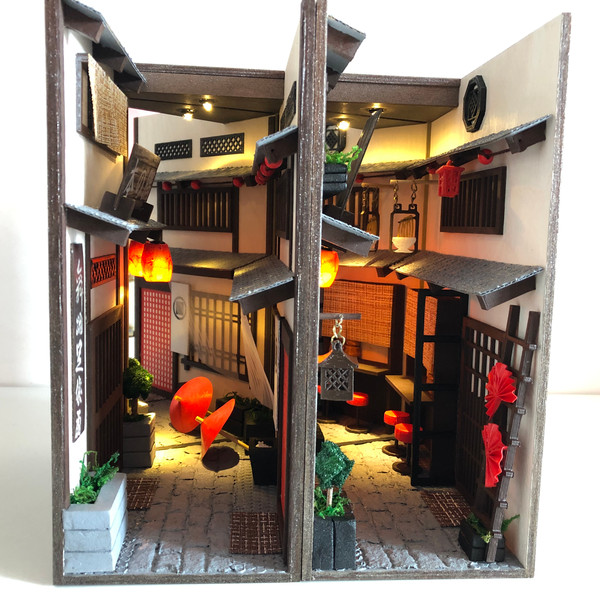 Set of 2 Book nook bookshelf insert Old Japan alley Book END Miniature world between books Bookshelf diorama 3.JPG