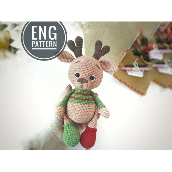 Amigurumi Christmas set crochet pattern. Amigurumi reindeer.jpg