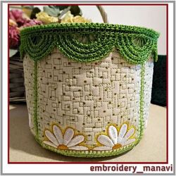 In the hoop Embroidery design Storage box with camomiles and lace FSL