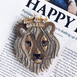 Leo Zodiac Animal Beaded Brooch handmade Lion Embroidered jewelry pin