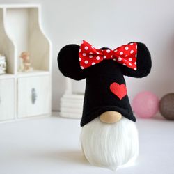 Gnome Minnie Mouse plush toy