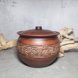 Handmade ceramic casserole 118.34 fl.oz  made of red clay. Environmentally friendly product. Large cooking pot