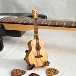 Wooden acoustic guitar pick box with stand, personalized guitar pick holder, custom guitar pick case for gift