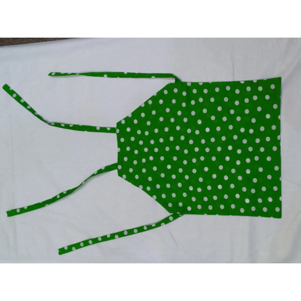 apron pattern 4.png
