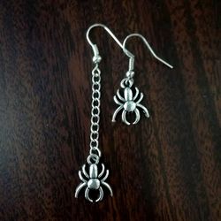 Phantom spider earrings Asymmetrical silver spider earring Troupe leader inspired earrings Chain user Emo style Gift