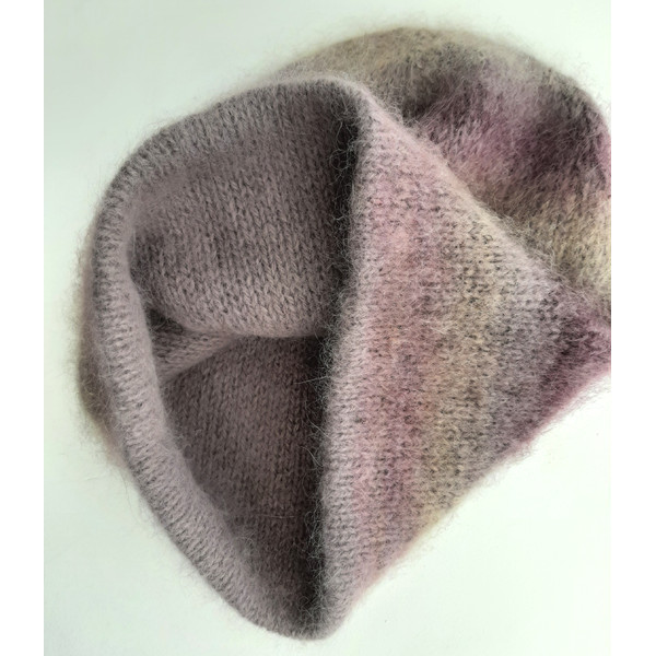 Beanie hat made of angora and mohair, gray-lilac gradient. 2.jpg