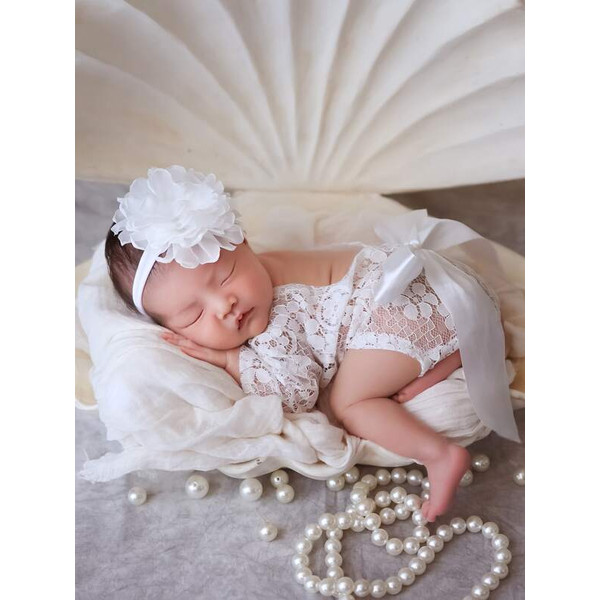 Newborn Girl Outfit Photo Prop Baby Infant 2 Pcs Set Lace Bodysuit Flower Headband (3).jpg