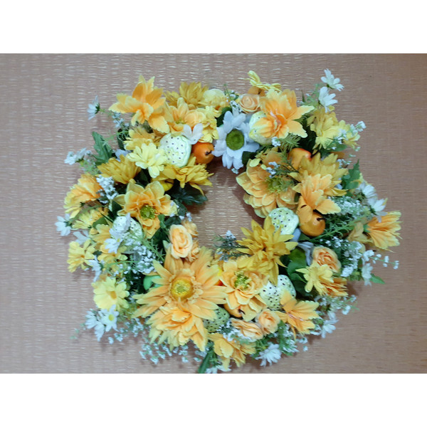 Yellow-flower-door-wreath-7.jpg