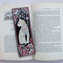 Leather bookmark, Personalized bookmark, Hand-painted bookmark, Henna bookmark, Bookmark cat, White cat, For book lovers