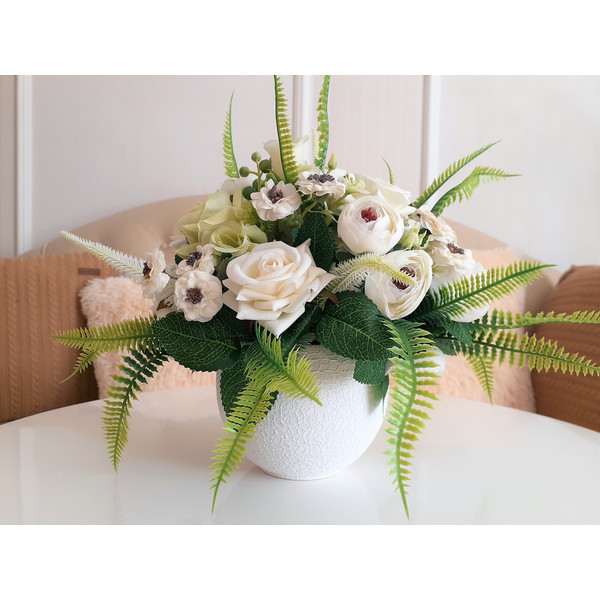 White-flowers-silk-floral-centerpiece-4.jpg