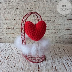 crochet pattern keychain heart, small toy pattern, cute gift for valentine's day, romantic gift for her, easy pattern