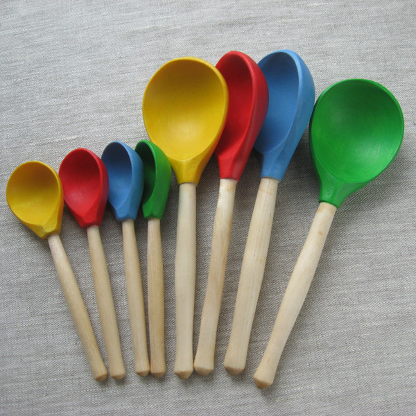 color-wooden-spoons-kitchen-pretend-play.jpg
