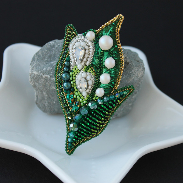 Lily-of-the-Valley-Beaded-Brooch
