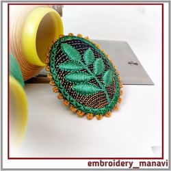 In the hoop Embroidery design Brooch with voluminous leaves.