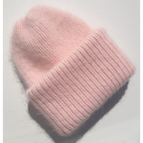 Pale pink angora hat 2.jpg