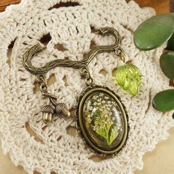 Green Bronze Pin Brooch Dried Flower Floral Branch Woodland Forest Botanical Leaf Acorn Charm Pin Brooch Jewery 6499