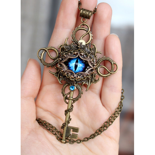 Handmade Unique Fantasy Vintage Dragon Eye Key Necklace | DreamCloudJewelry