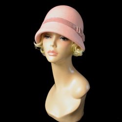 pink cloche hat, 1920s style hat, winter hat, felt hat