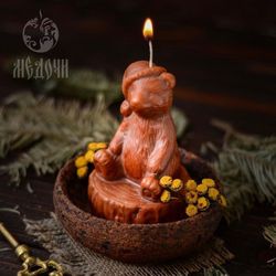 Candle Mold / Resin Mold / Soap Mold : "Bear on tree stump"