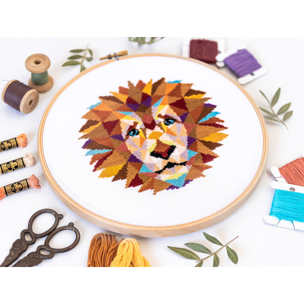 cute lion cross stitch chart.jpg