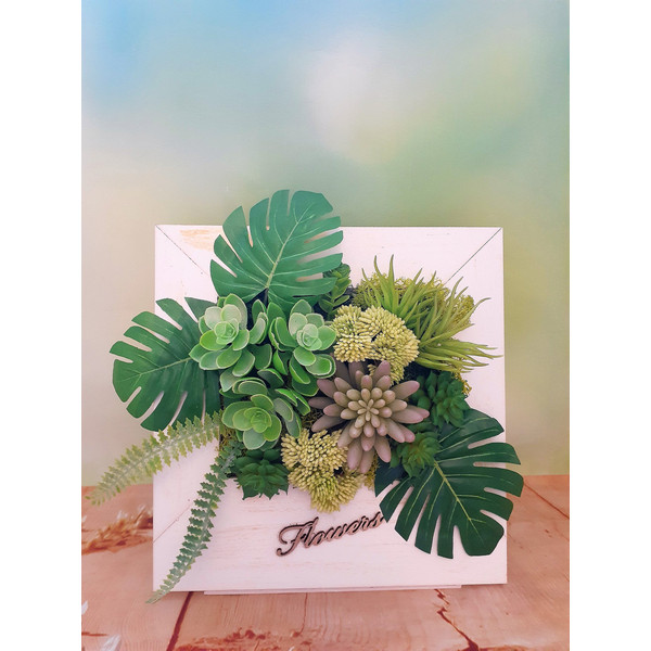 Framed-Succulents-table-decor-1.jpg