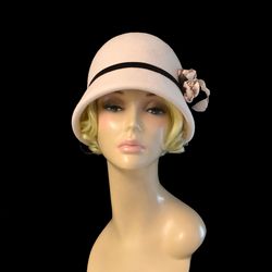 cream cloche hat, 1920s style hat, winter hat, felt hat