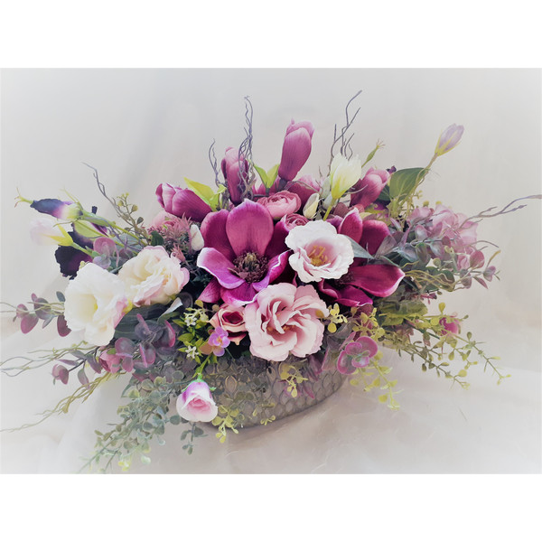 Purple-Magnolia-roses-centerpiece-3.jpg