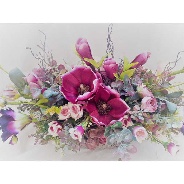 Purple-Magnolia-roses-centerpiece-4.jpg