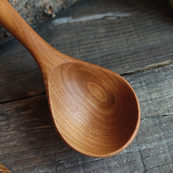 Handmade wooden coffee scoop from apricot wood - 03