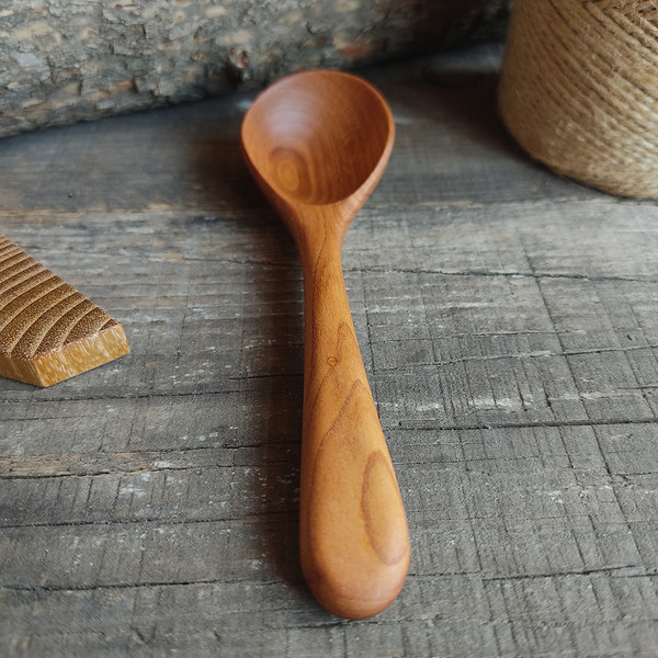 Handmade wooden coffee scoop from apricot wood - 06