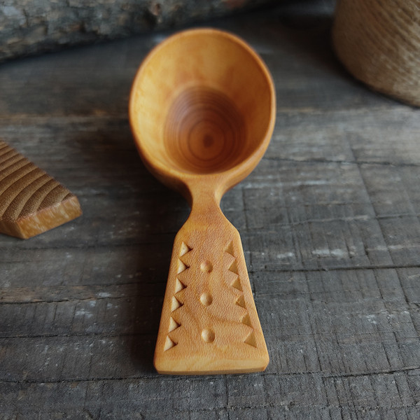 Handmade wooden coffee scoop from natural apricot wood - 07