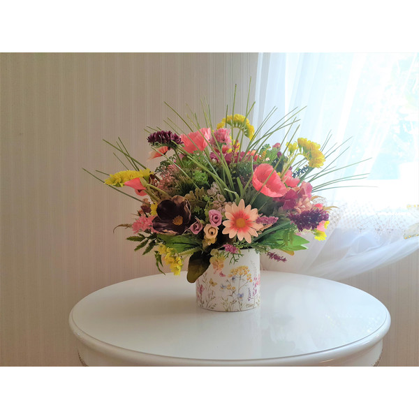 summer-Wildflowers-table-arrangement-7.jpg
