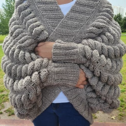 Chunky Knit Cardigan Beige Oversized Women Cardigan Wool Handmade Cropped Cardigan Crochet Cardigan
