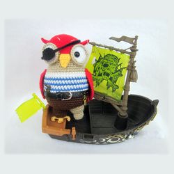 Crochet soft toy pirate owl, amazing gift, funny gift for boyfriend, sailor toy, birthday gift, interior toy for nursery