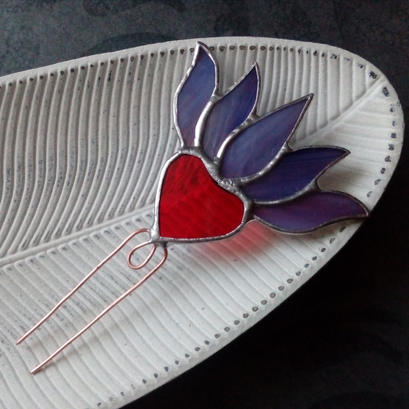 Plant-pot-glass-flower-suncatcher-Glass-lotos-lilie-plant-Stained-glass-flower-Garden-art-6