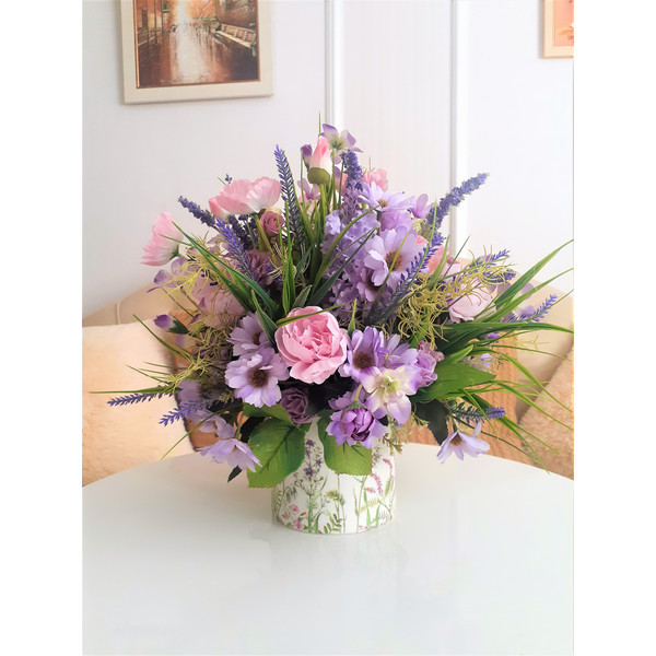 Faux-lavender-flowers-arrangement-5.jpg