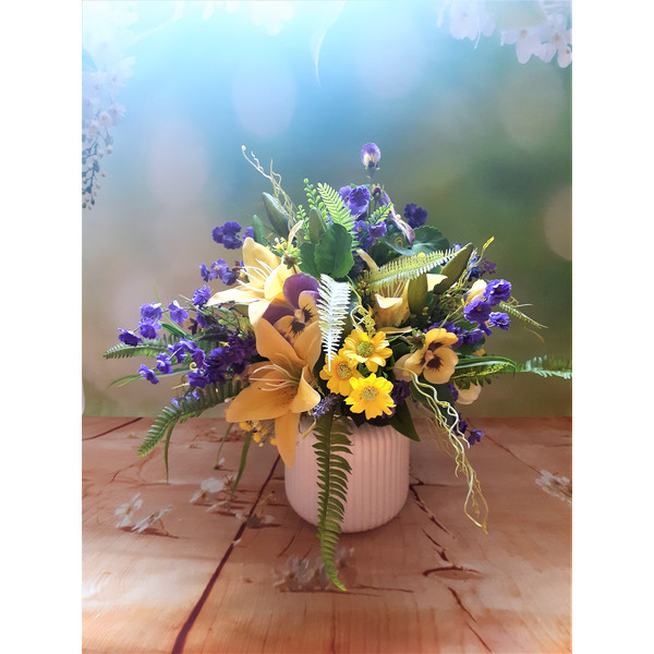 Lilies-pansies-faux-floral-arrangement-4.jpg