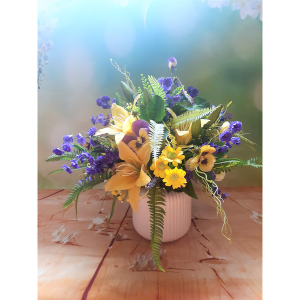 Lilies-pansies-faux-floral-arrangement-5.jpg