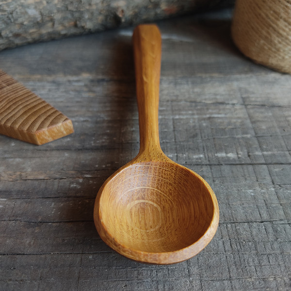 Handmade wooden coffee scoop from natural oak wood - 04