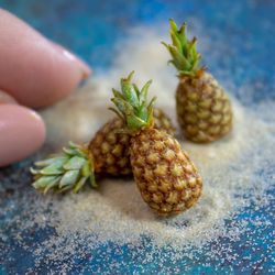 TUTORIAL Miniature polymer clay pineapple | Miniature food tutorial | Dollhouse miniatures