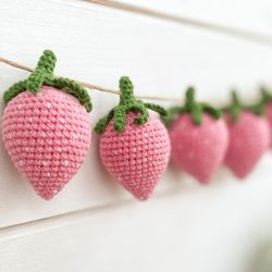 Strawberry pink garland,summer garland, nursery garland, cottagecore gifts.