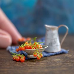 TUTORIAL Miniature polymer clay cherry tomato | Miniature food tutorial | Dollhouse miniatures